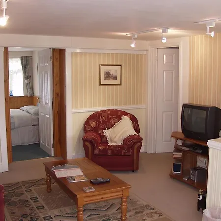 The Coach House Villa Ledbury Room photo